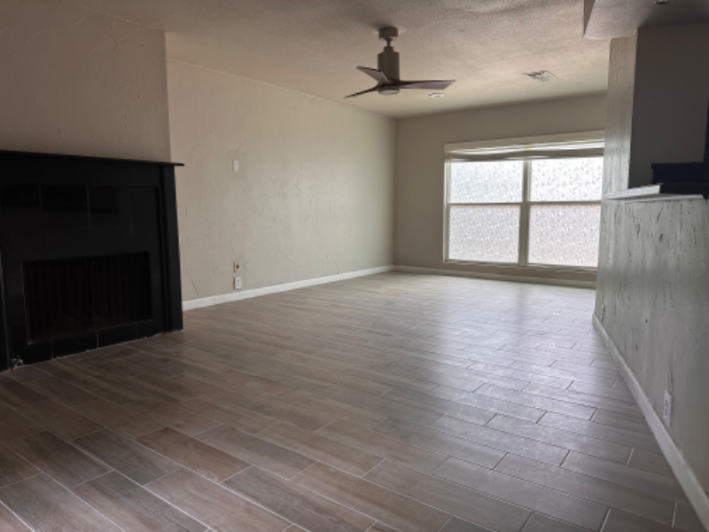 5815 Phoenix Dr #10 - Photo 2 of 11