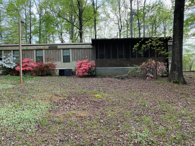 5027 Henderson Cir - Photo 3 of 19