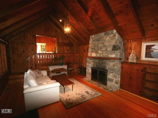 20 Deer Run - Photo 2 of 16