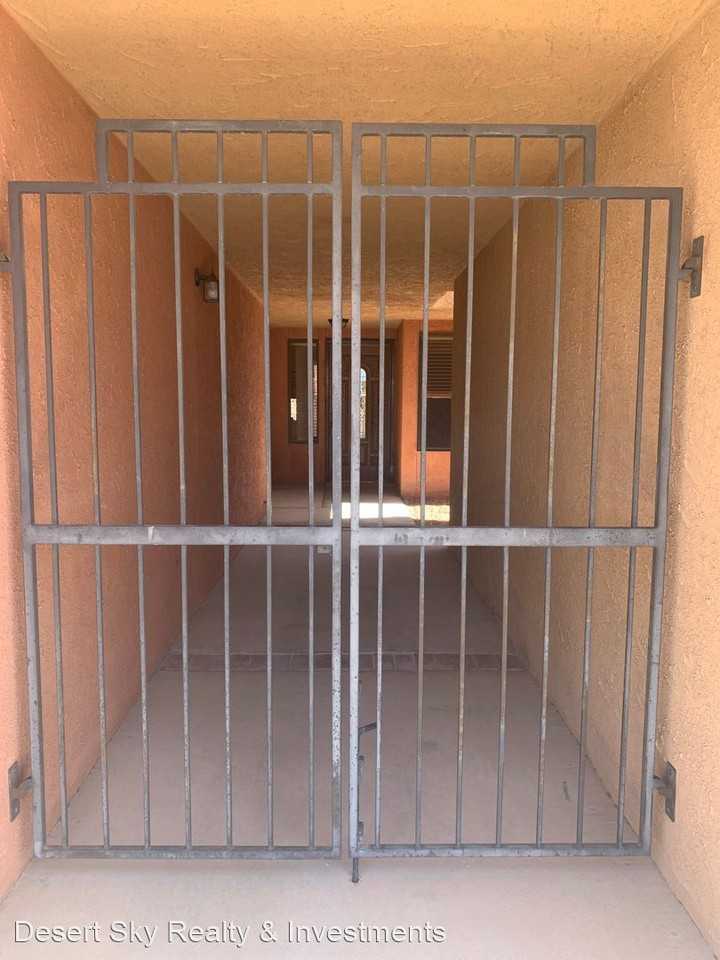 1641 Alta Vista Pl - Photo 3 of 5