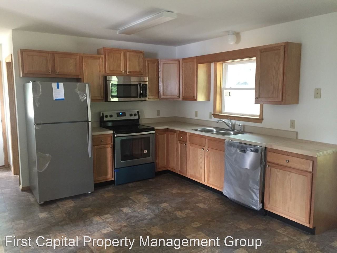 125 Sunrise Ave - Photo 2 of 3