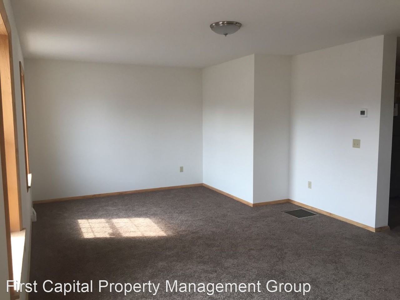 125 Sunrise Ave - Photo 3 of 3