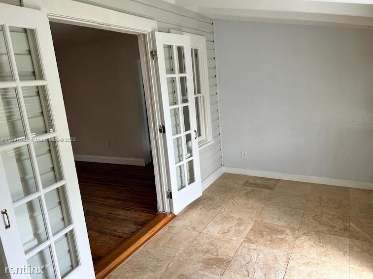 2307 Wilson St - Photo 2 of 16