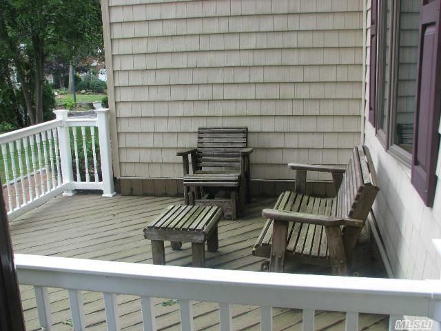 12 Kantor Ave - Photo 3 of 12