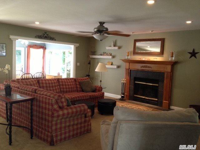 2 Exeter Ct - Photo 2 of 17