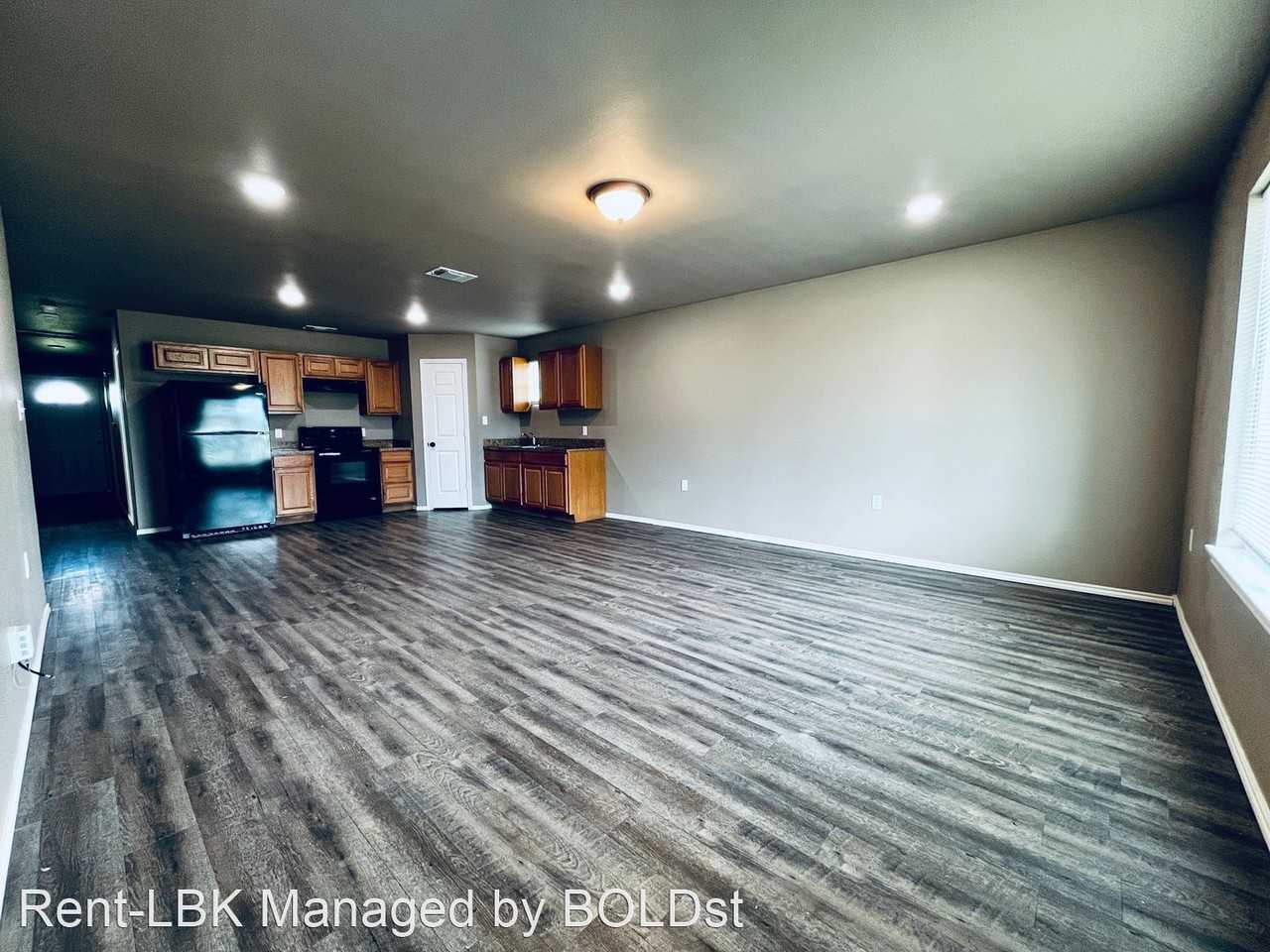 3308 E Broadway #1 - Photo 2 of 12