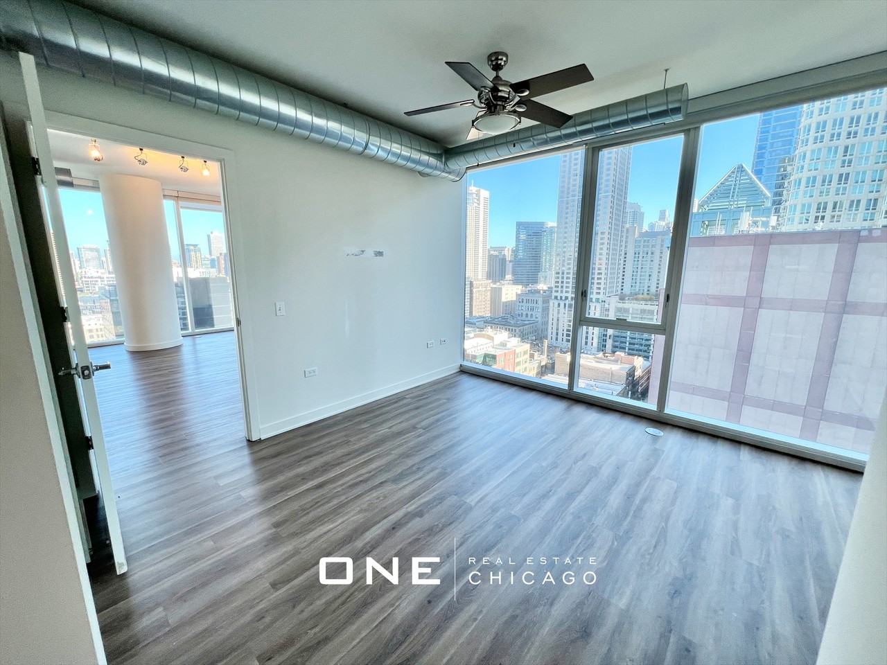 W Kinzie St - Photo 4 of 10