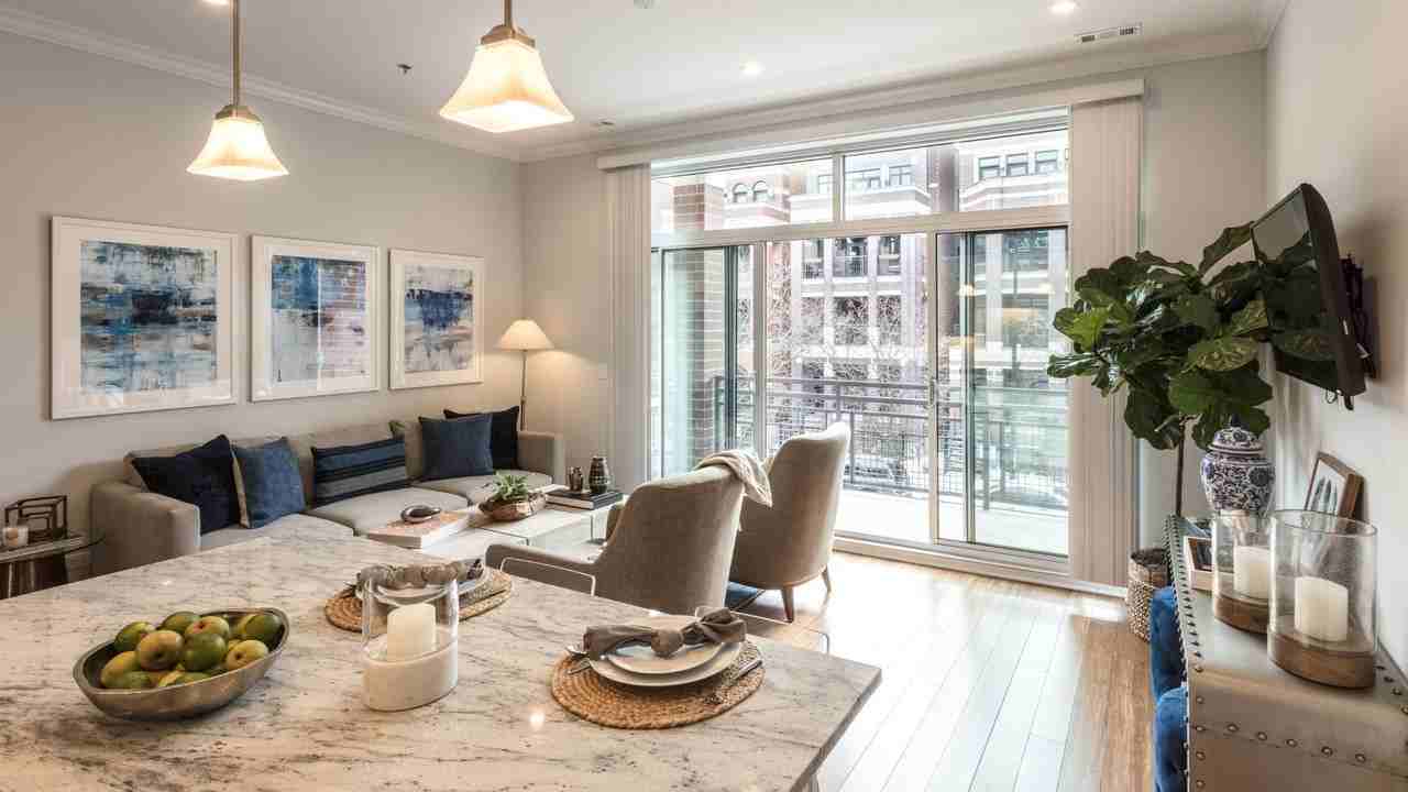 W Monroe St - Photo 5 of 12