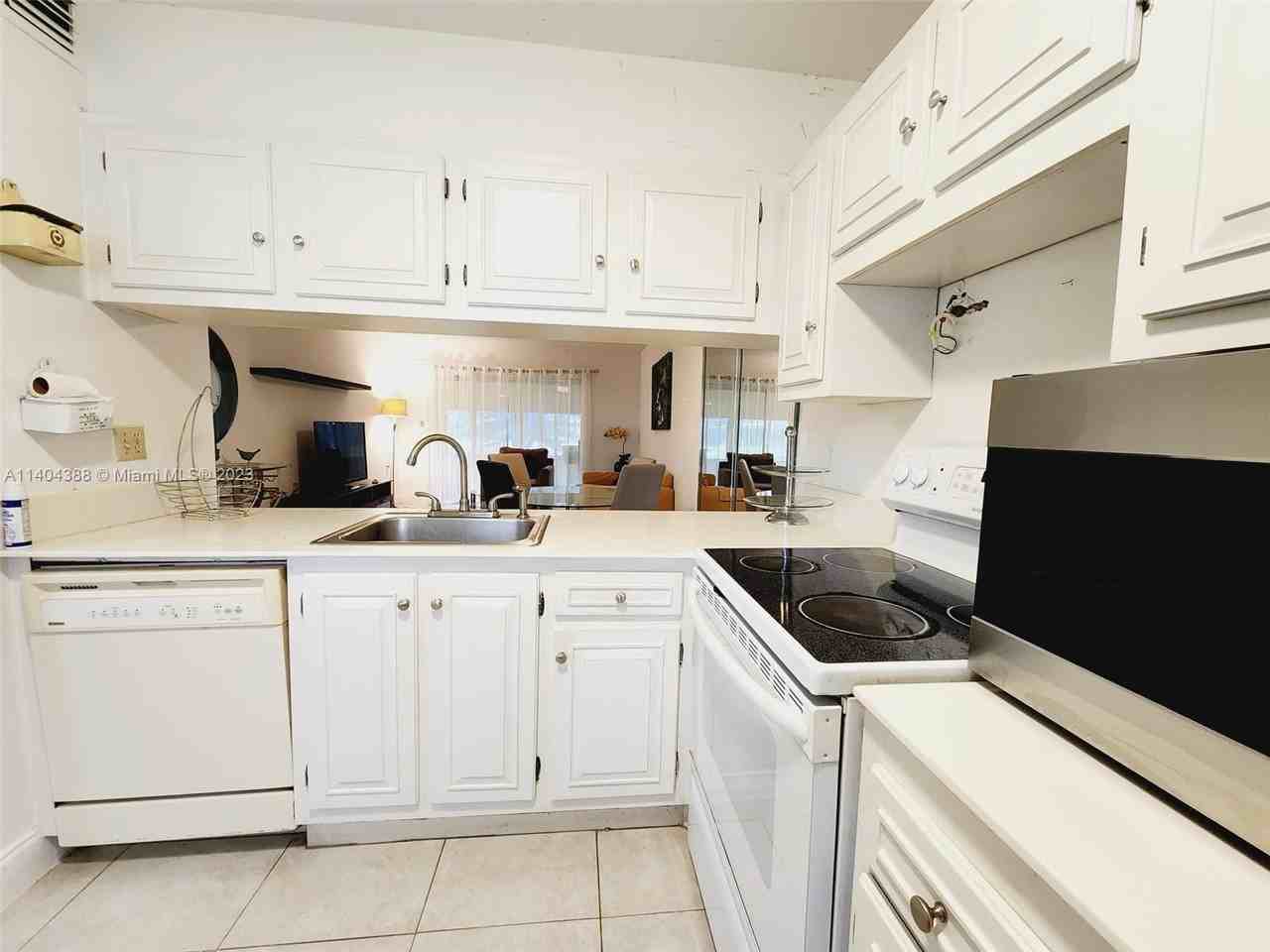 1 Bedroom Condo in Coconut Creek, FL 33066 for 1,550/month Zumper