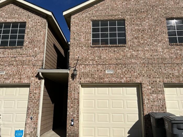 4029 Preferred Pl - Photo 2 of 30