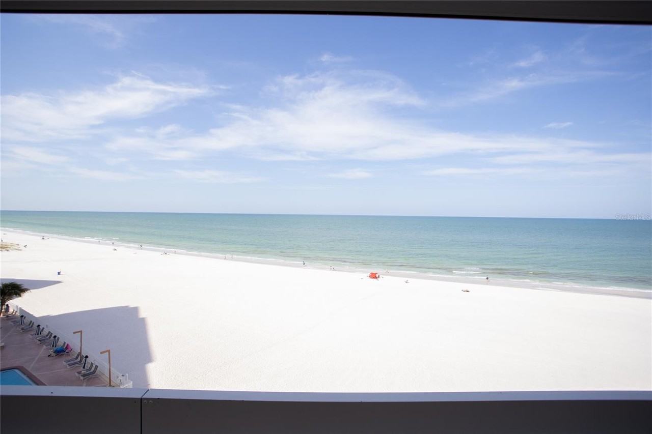 17940 Gulf Blvd #6E - Photo 4 of 30