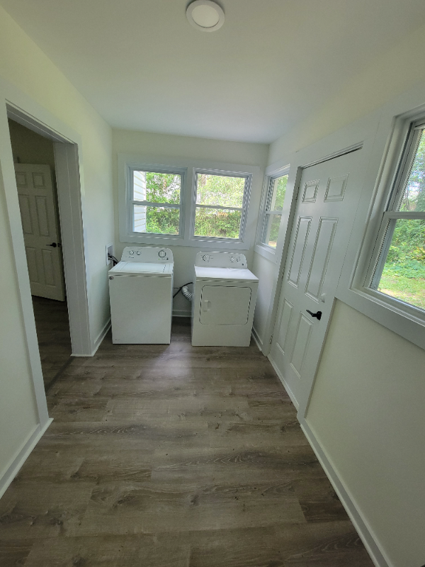 306 E Florida St - Photo 6 of 11