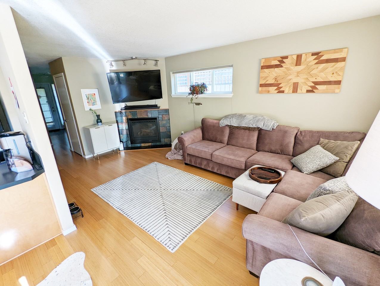 4735 Ne 15th Ave #4735 - Photo 2 of 16