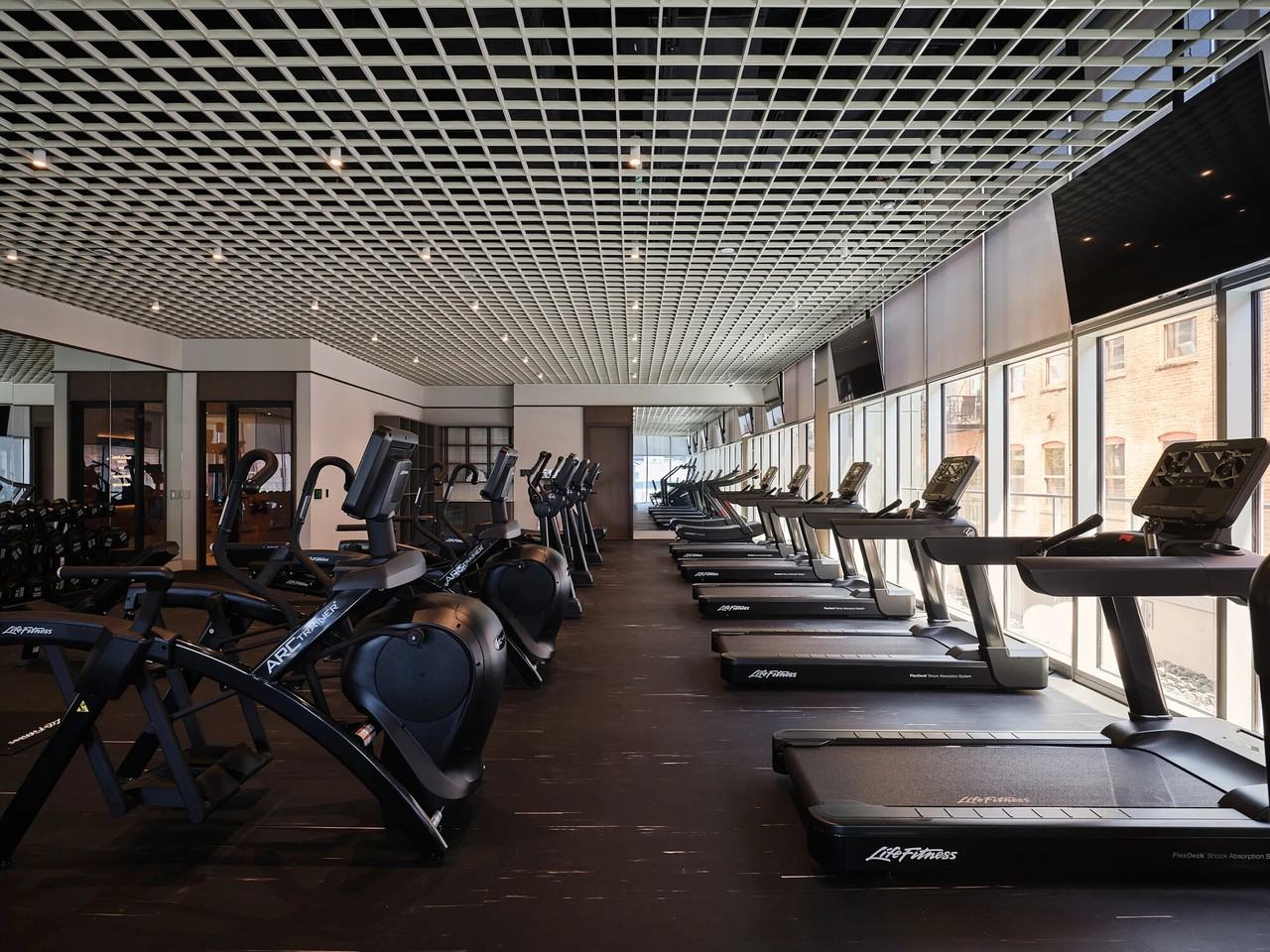 N Halsted St - Photo 6 of 6