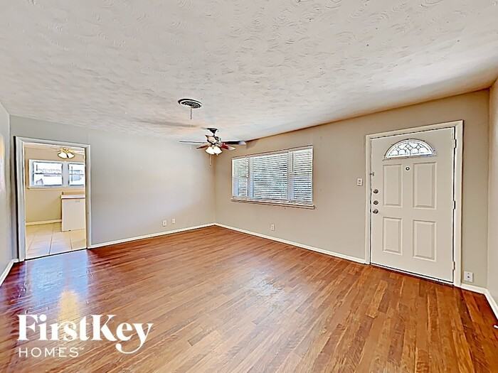 4009 Shawnee Trl - Photo 2 of 16