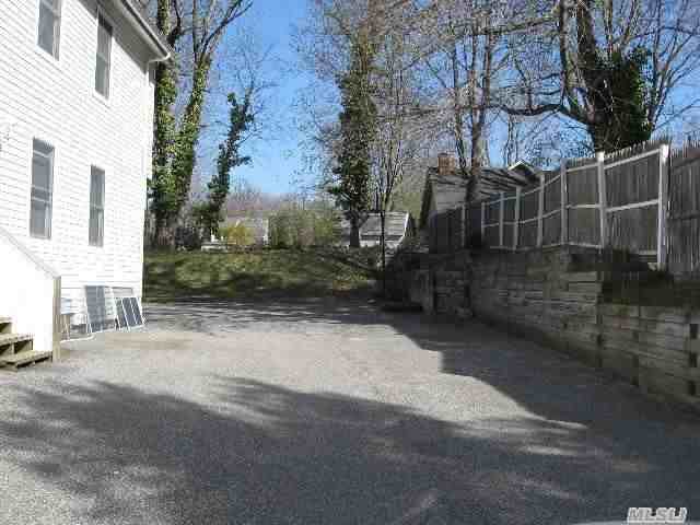 129 South St - Photo 2 of 8