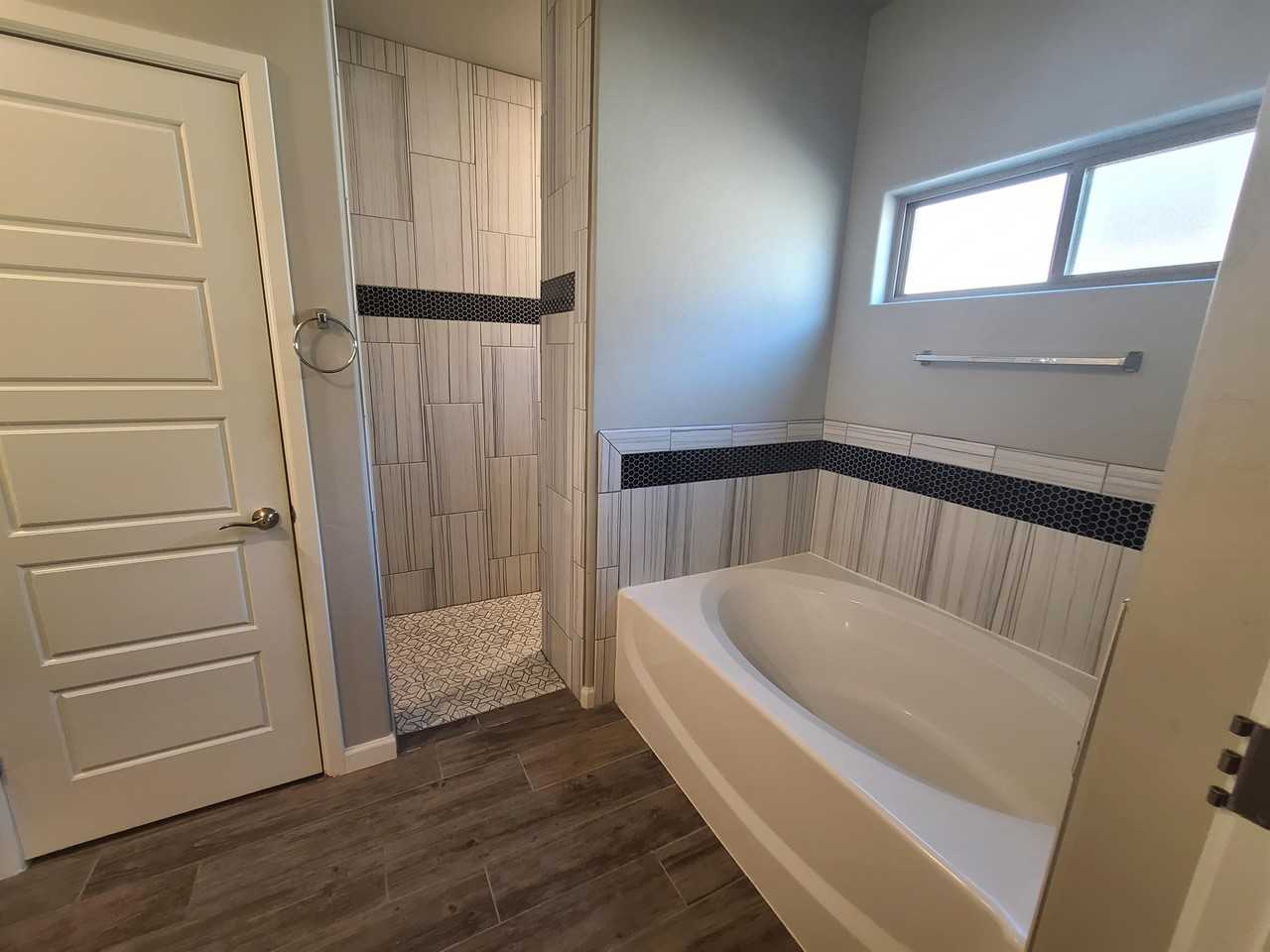 6051 Copper Hill St #1 - Photo 5 of 23