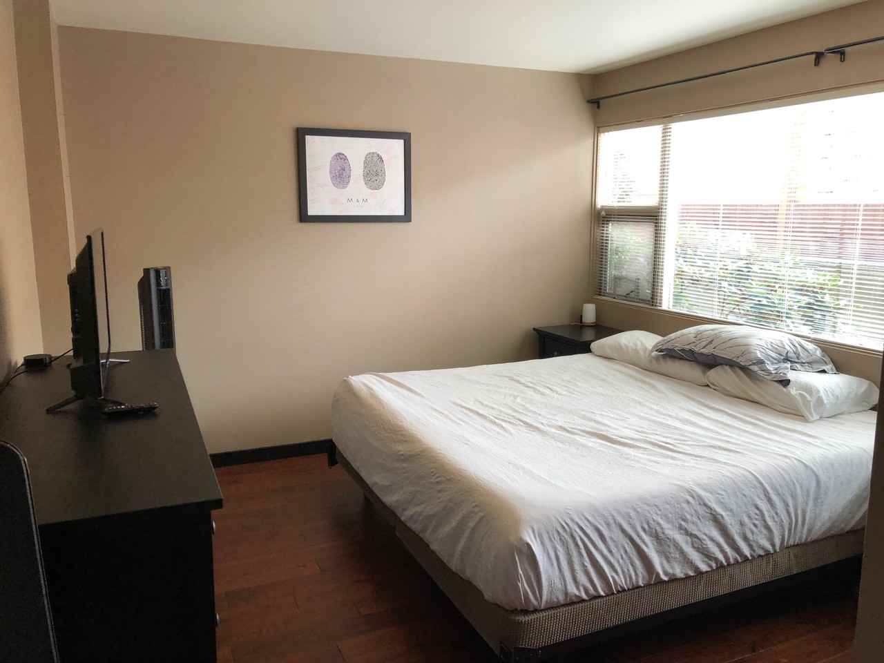 2333 West Plymouth Street #2 - Photo 3 of 29