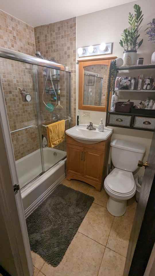 2333 West Plymouth Street #2 - Photo 6 of 29