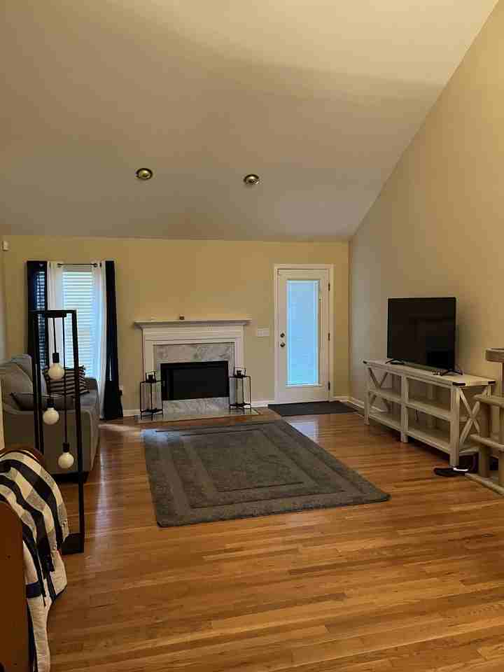 371 Eastside Rd - Photo 2 of 21