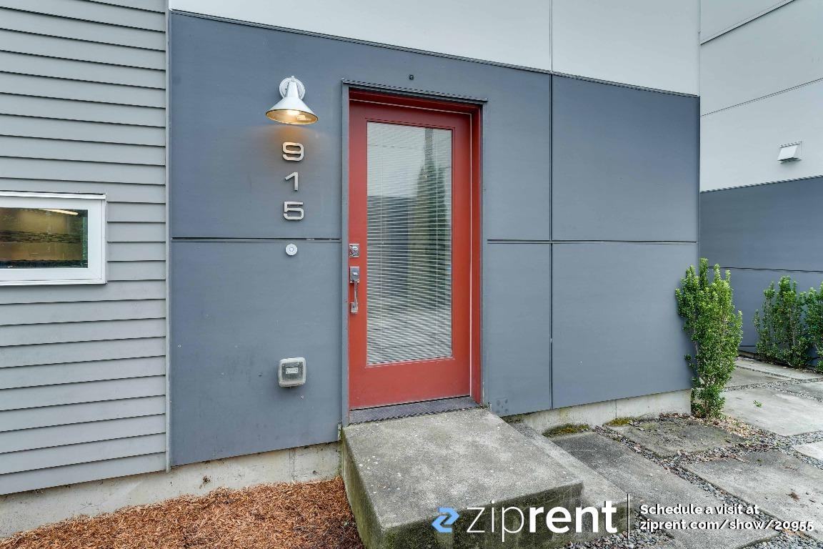 915 29th Ave S - Photo 2 of 24