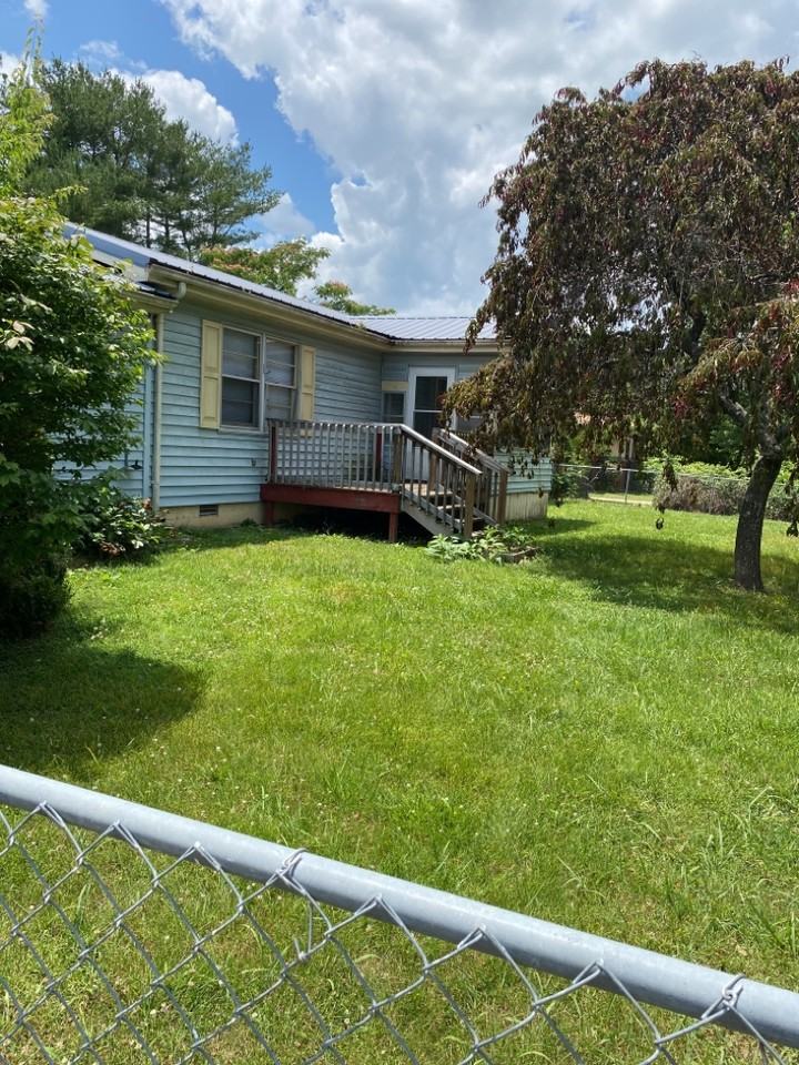 715 Bybee Branch Rd - Photo 3 of 21