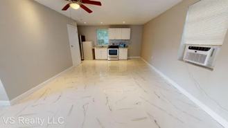 1374 Agnes St #B - Photo 1 of 1