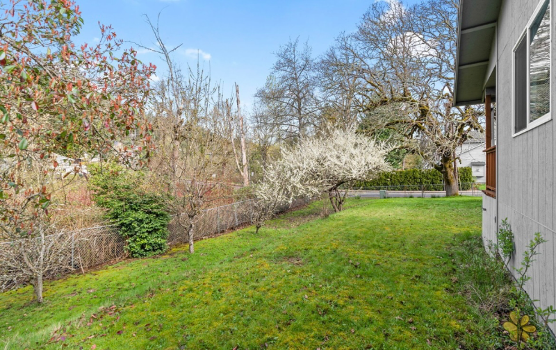 13515 Se 119th Dr - Photo 3 of 11