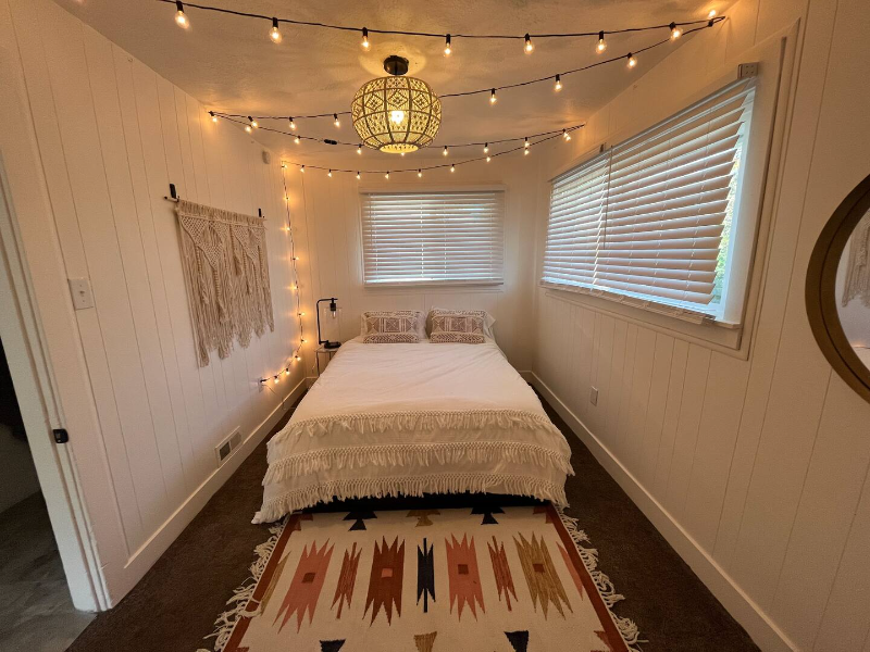 64 W Hartwell Ave - Photo 3 of 16