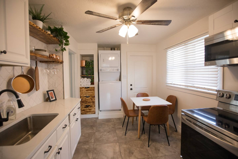 64 W Hartwell Ave - Photo 6 of 16