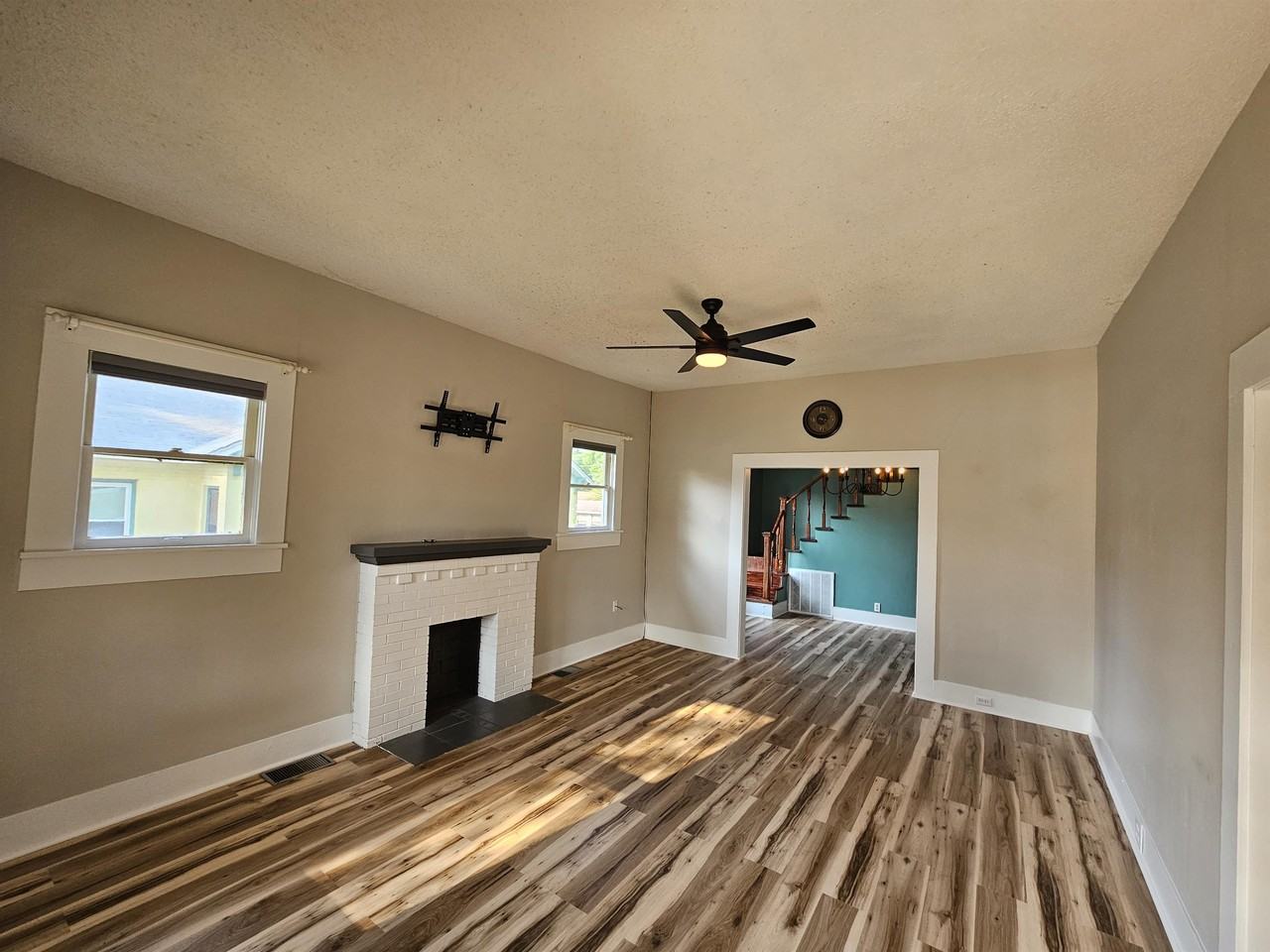 2312 Pecan St #1 - Photo 2 of 10