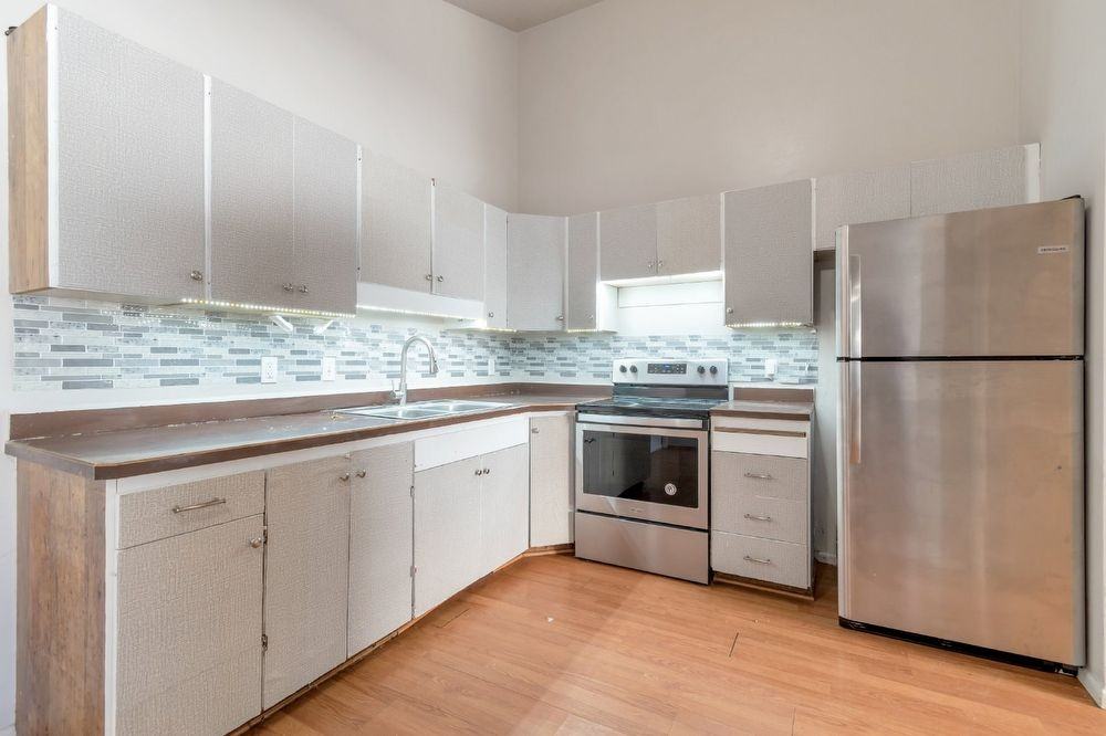 3339 W Tess Ave - Photo 2 of 15