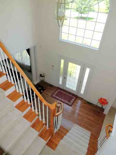 16 Southwind Dr - Photo 3 of 25