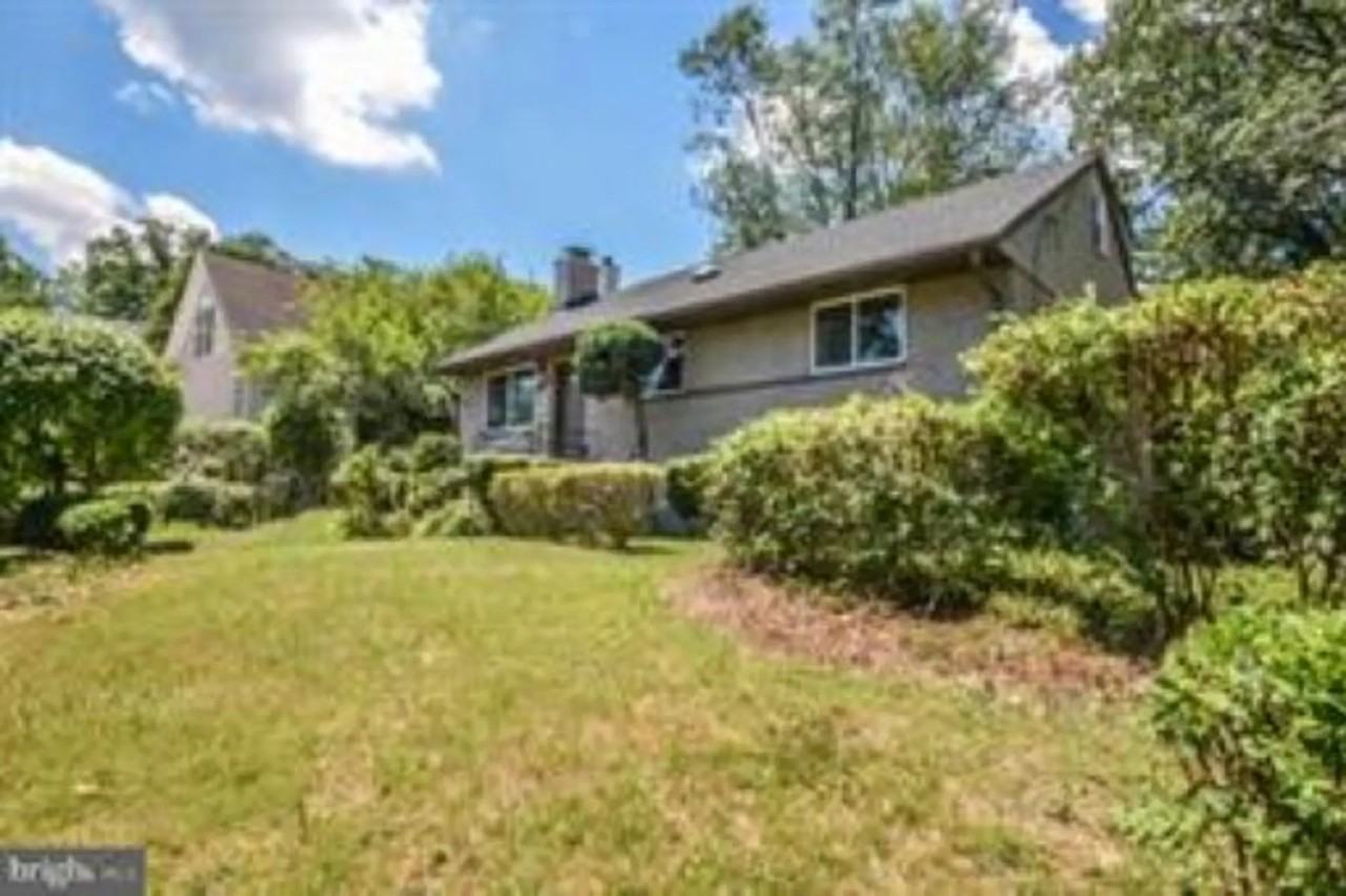 6243 Williamsburg Blvd - Photo 2 of 44