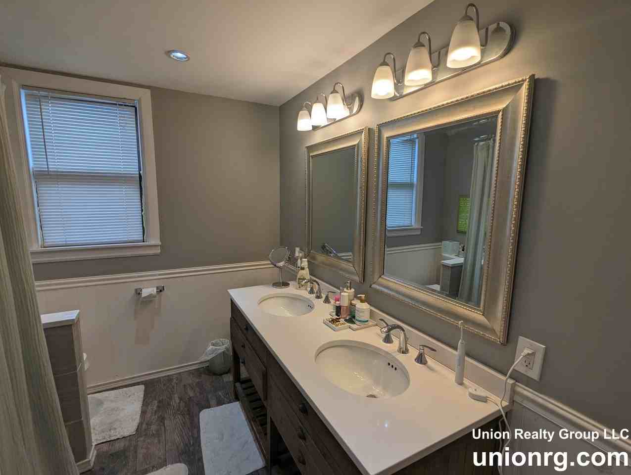 74 Bayswater St #2 - Photo 5 of 15