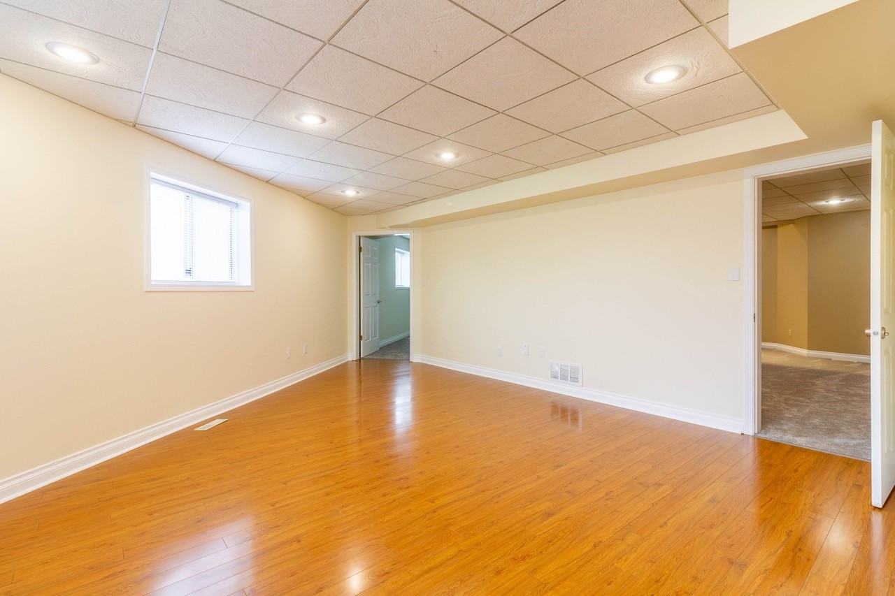 7305 Queenston Court - Photo 2 of 6