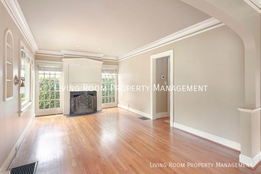 3233 Ne Skidmore St - Photo 3 of 15