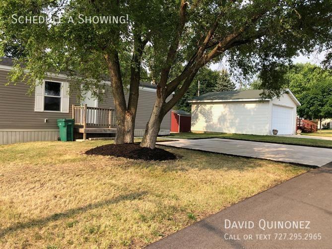 216 Manderia Dr - Photo 3 of 19