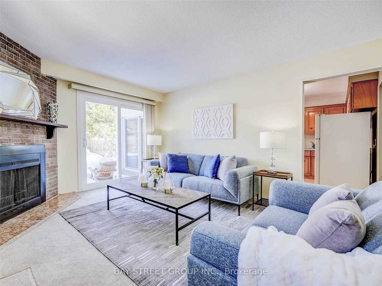 36 Holm Crescent #None - Photo 3 of 6