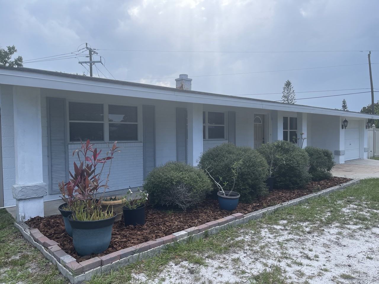 2916 Rollins St #NA - Photo 2 of 20