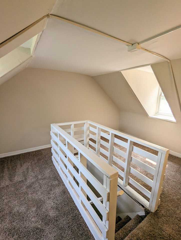 146 S Burlington St #NA - Photo 3 of 8