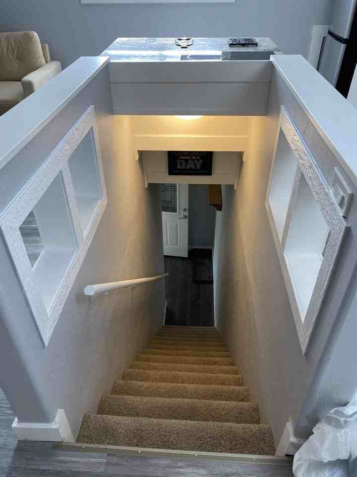 327 Bonfoy AvenueUnit 201 #201UPPER - Photo 7 of 25