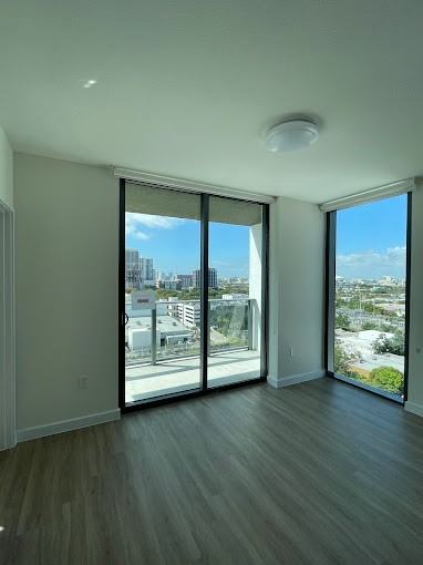 2222 Northeast 2nd Avenue - Photo 3 of 6