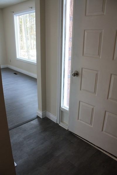 18 Lisbon Crt. - Photo 3 of 19