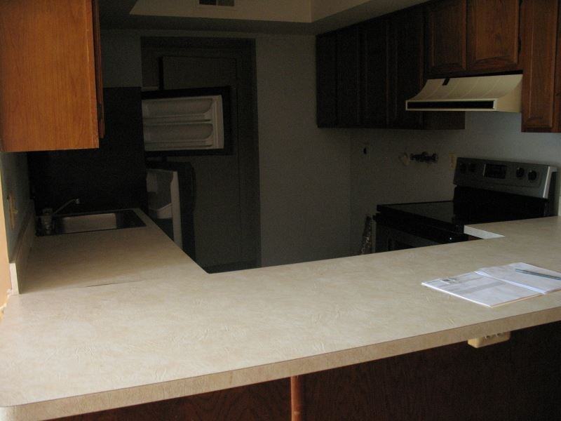 386 Mohegan Cir - Photo 2 of 6