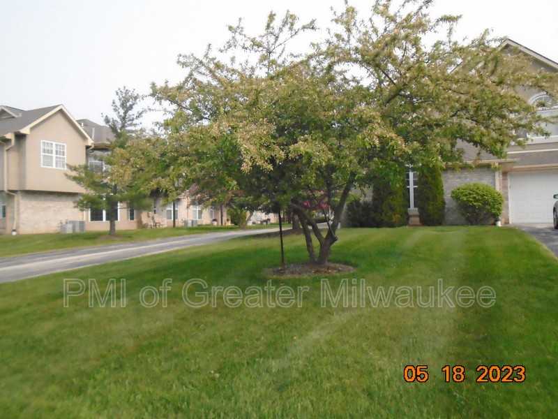 9032 W Elm Ct #A - Photo 2 of 9