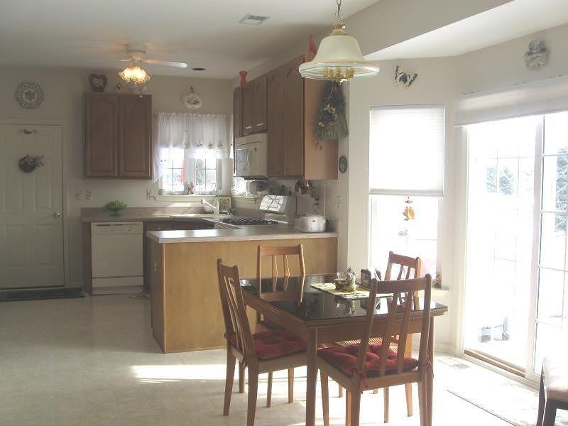 516 Dori Pl - Photo 3 of 11