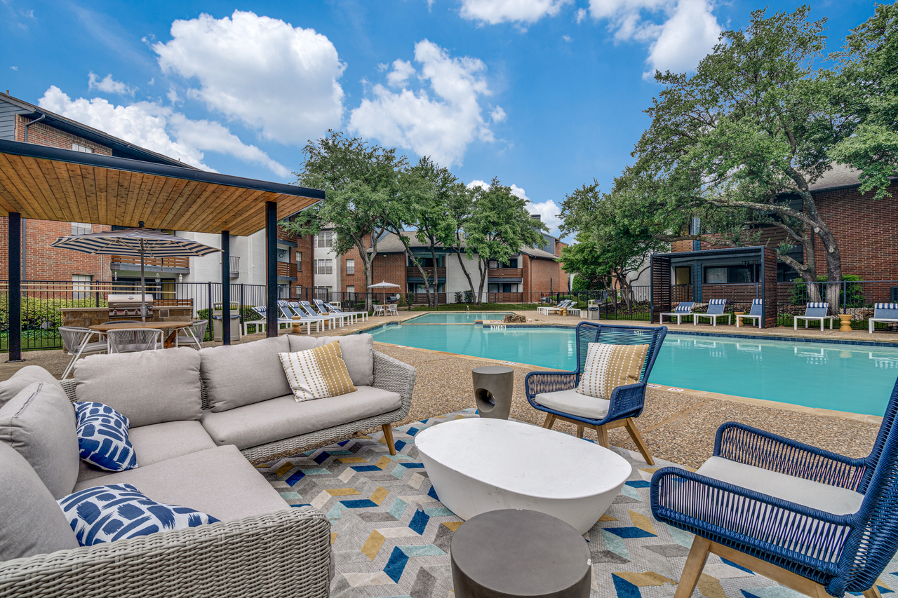 Raleigh At Towne Crossing - Photo 5 of 50