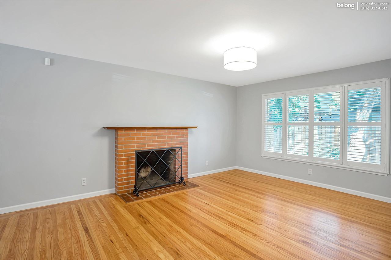 2017 Janice Ave - Photo 6 of 17