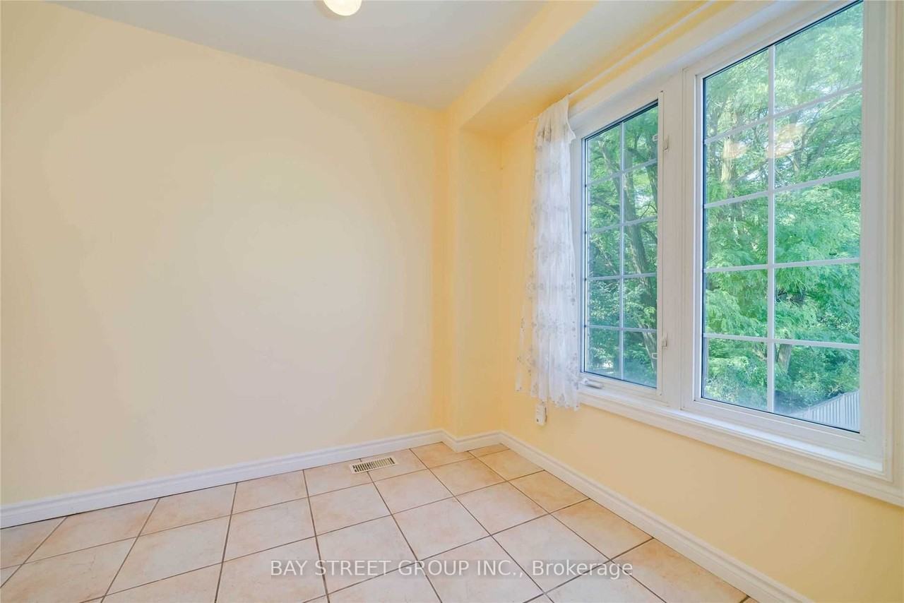 31 Rodeo Court #None - Photo 3 of 6